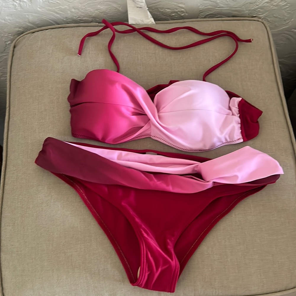 Brand new bikini with removable straps